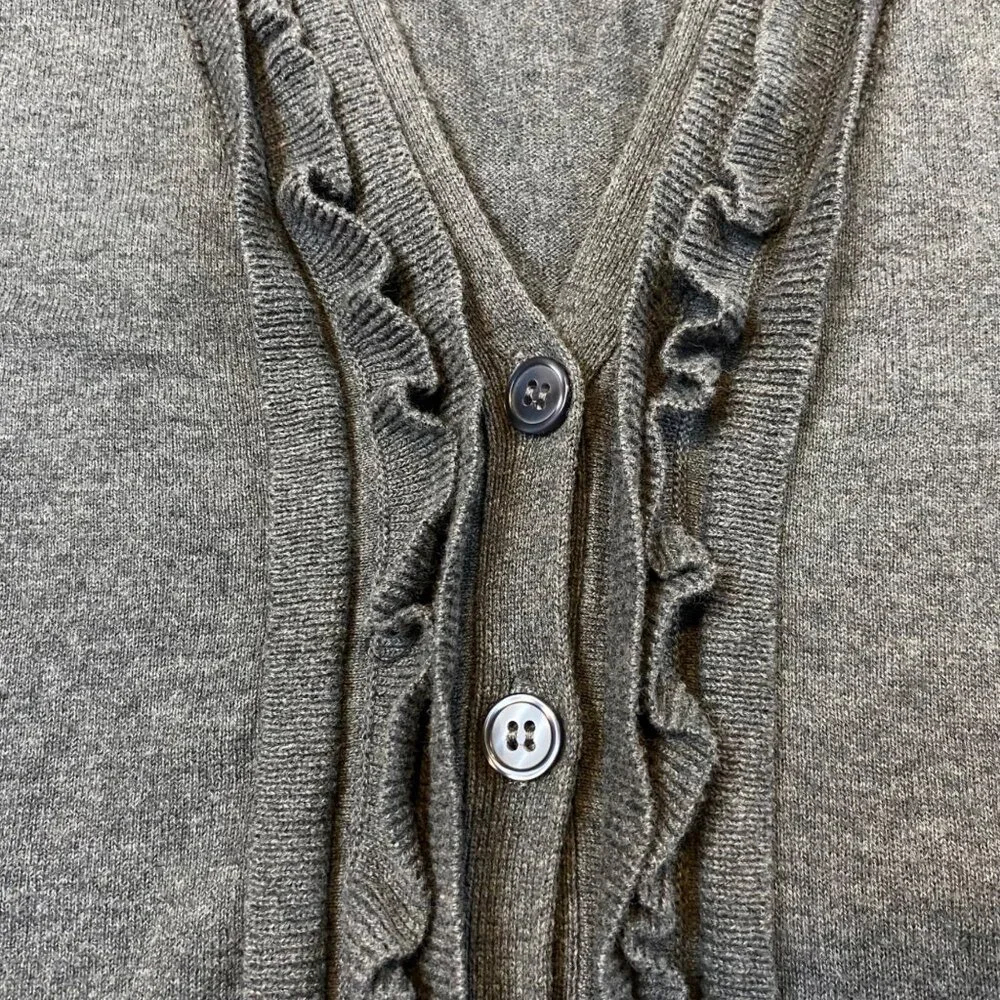 VTG Sweater Vest Size XS The Limited Gray Ruffle Button Sleeveless Cardigan Top - Picture 3 of 6